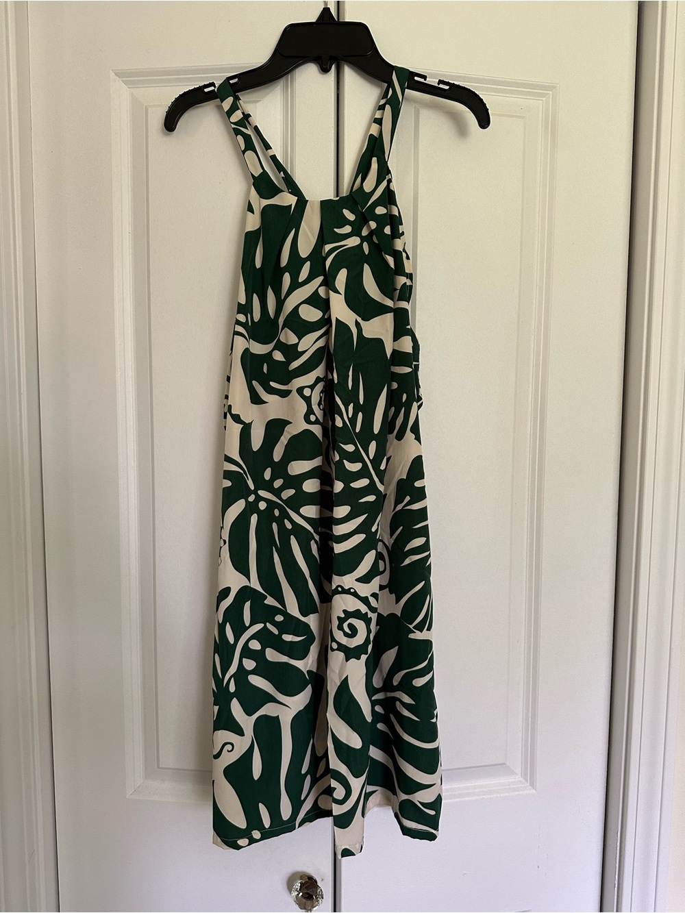 Manuhealii Green & Cream Monstera Dress